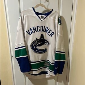 Vancouver Canucks Hockey Jersey